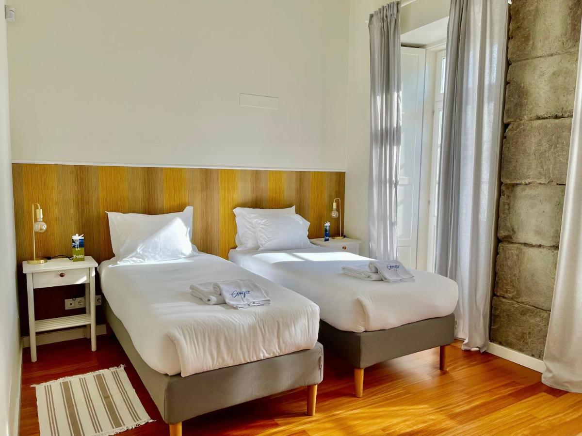Готель My Angra Charming House Ангра-ду-Ероїшму Екстер'єр фото