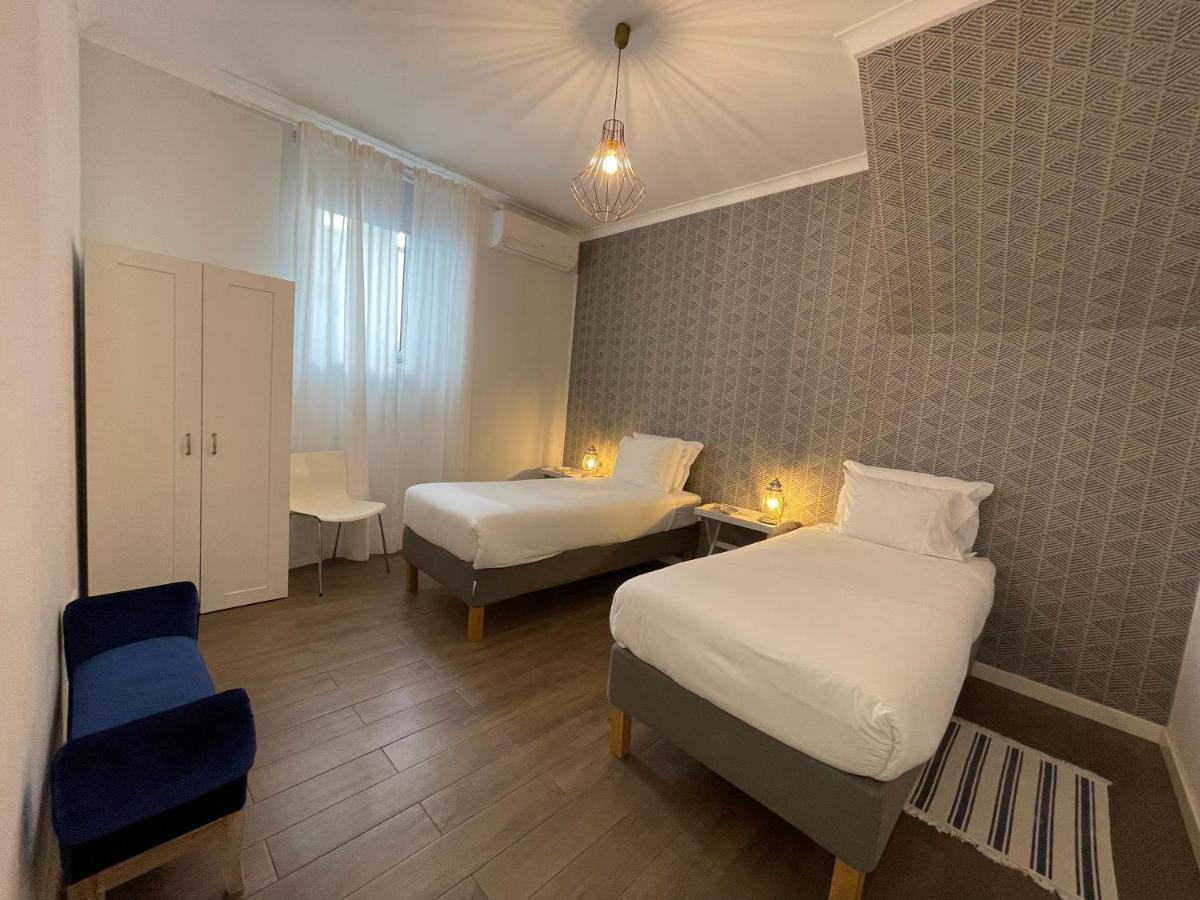Готель My Angra Charming House Ангра-ду-Ероїшму Екстер'єр фото