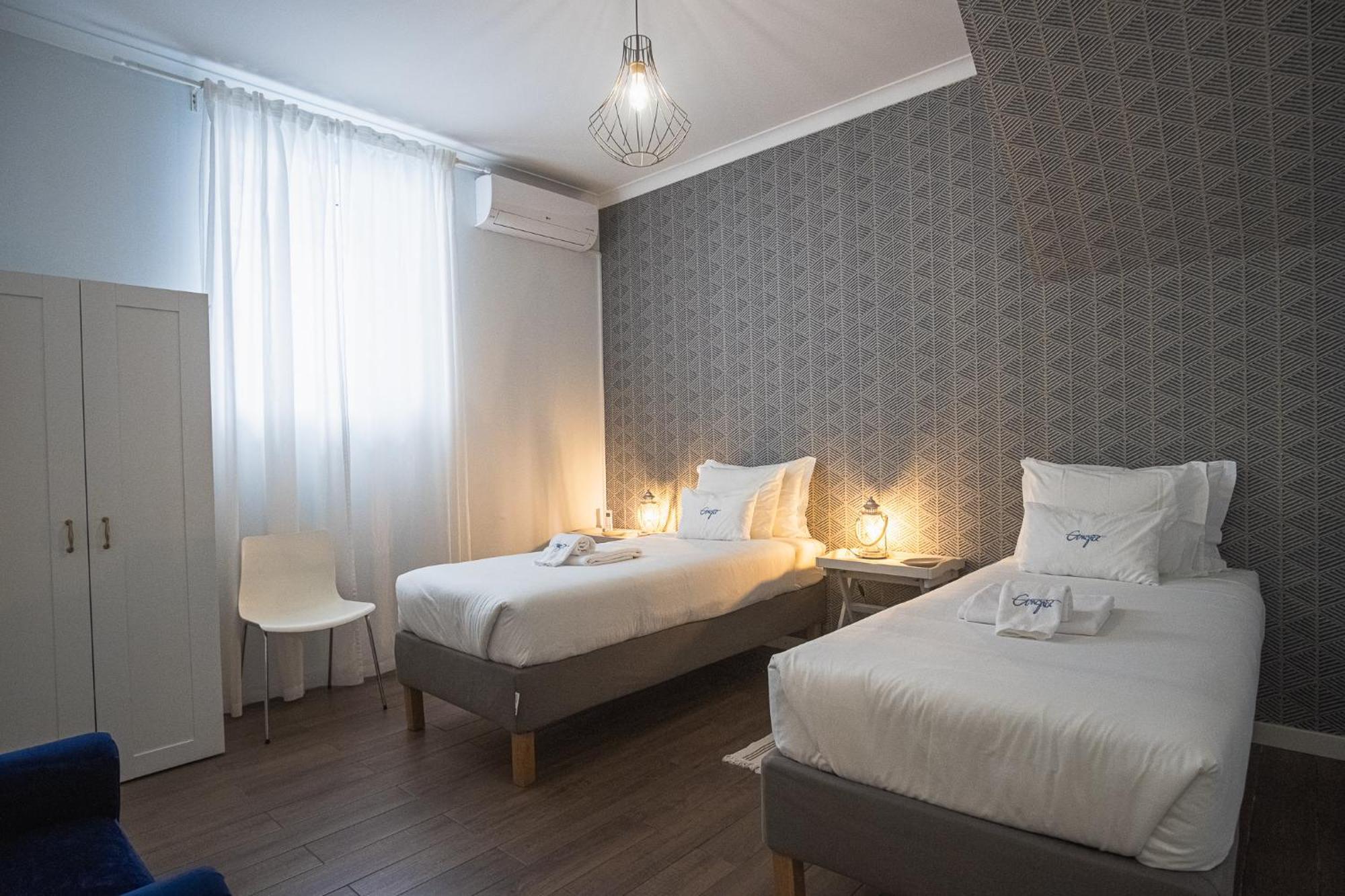 Готель My Angra Charming House Ангра-ду-Ероїшму Екстер'єр фото